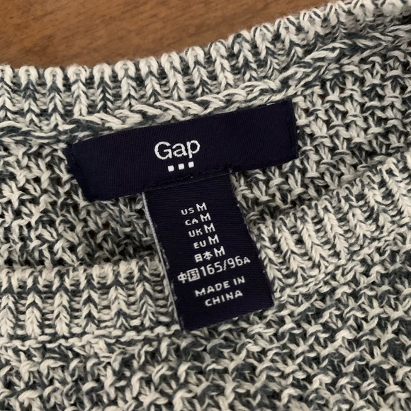 Gap Sleeveless Sweater - Picture 4 of 4